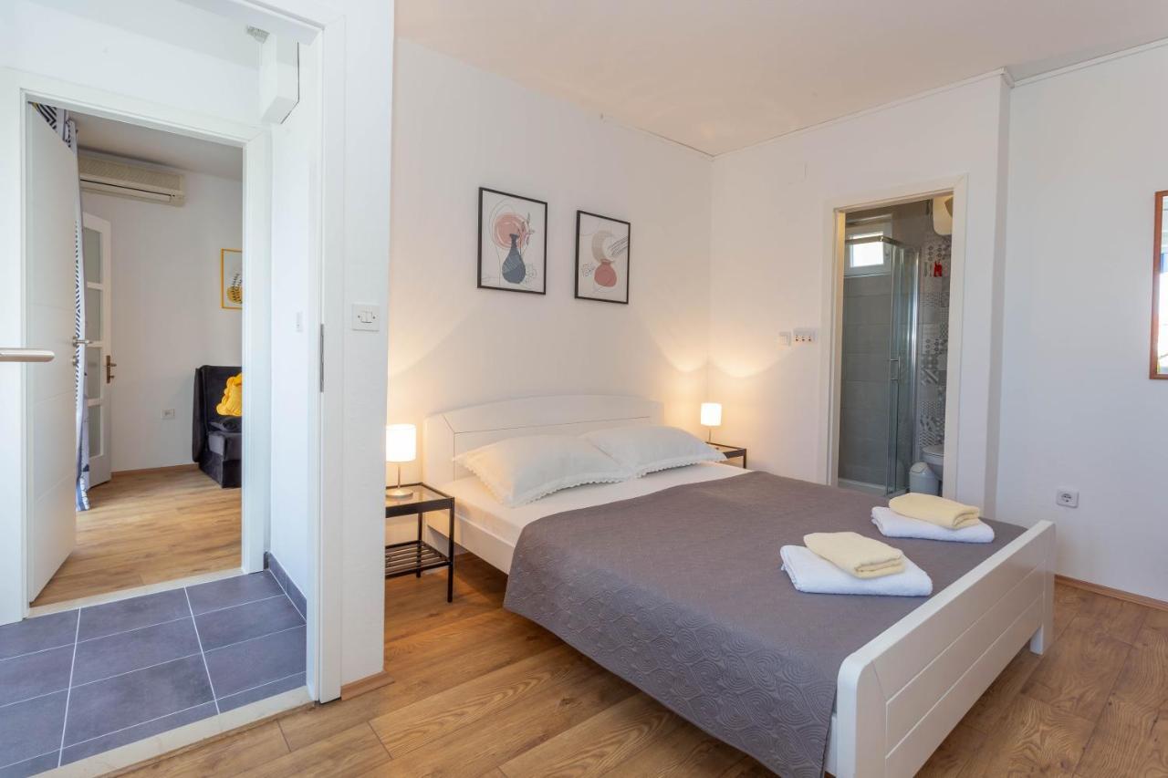 Apartment Tasina Hvar Town Esterno foto